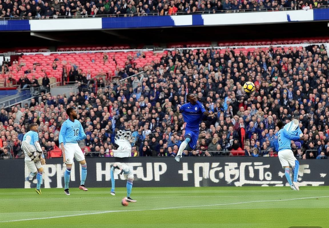 2019英超巅峰对决：切尔西曼城之战精彩回顾与战术解析(图2)